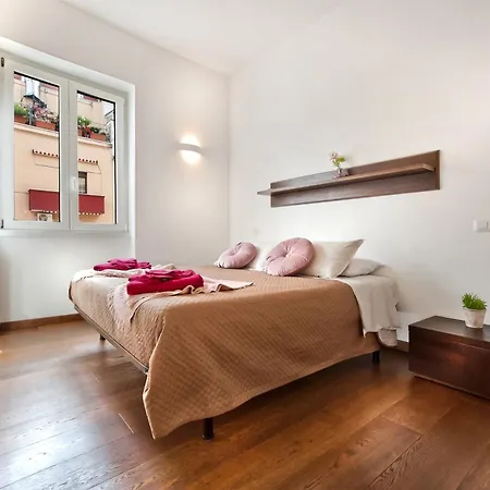 Apartament San Giovanni Vicino La Basilica